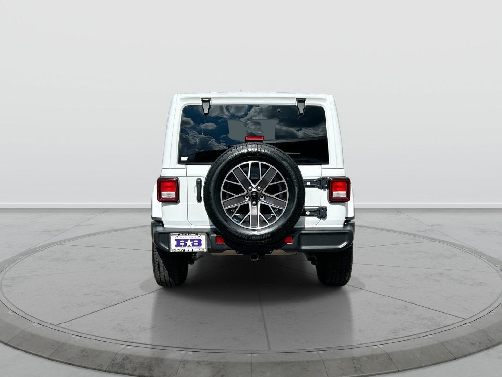 2021 Jeep Wrangler Unlimited Sahara Altitude