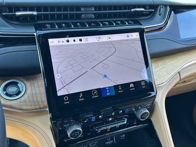 2022 Jeep Grand Cherokee Summit Reserve