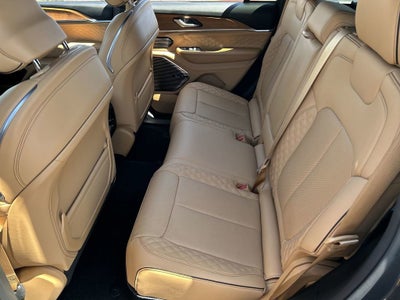 2022 Jeep Grand Cherokee Summit Reserve