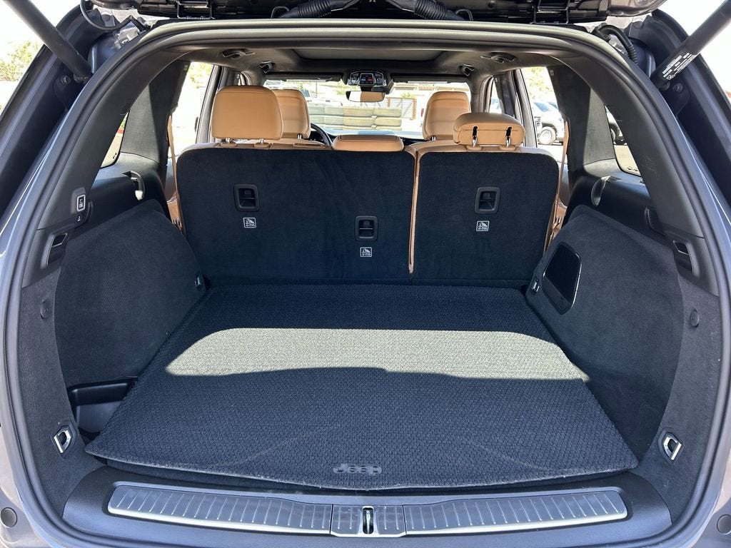 2022 Jeep Grand Cherokee Summit Reserve