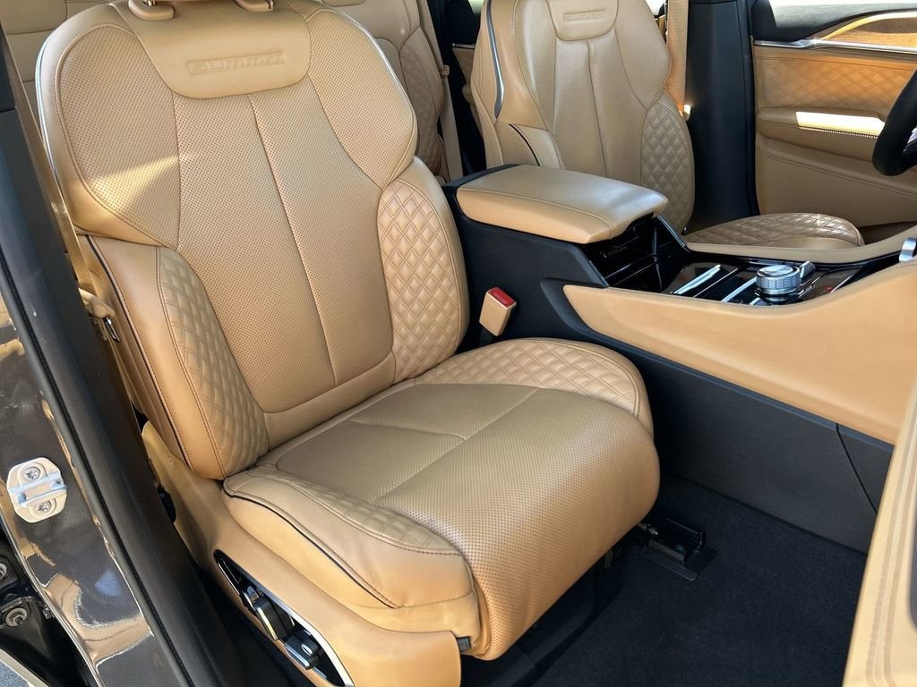 2022 Jeep Grand Cherokee Summit Reserve