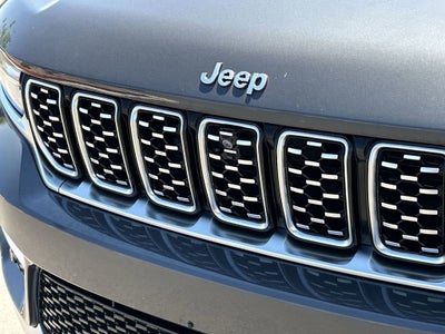 2022 Jeep Grand Cherokee Summit Reserve