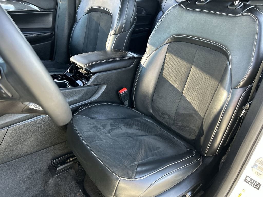 2021 Jeep Grand Cherokee L Altitude 4x4