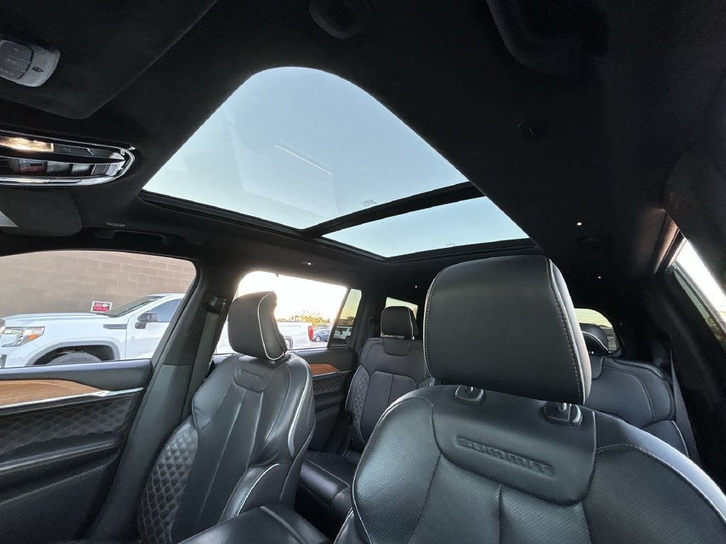 2022 Jeep Grand Cherokee L Summit Reserve