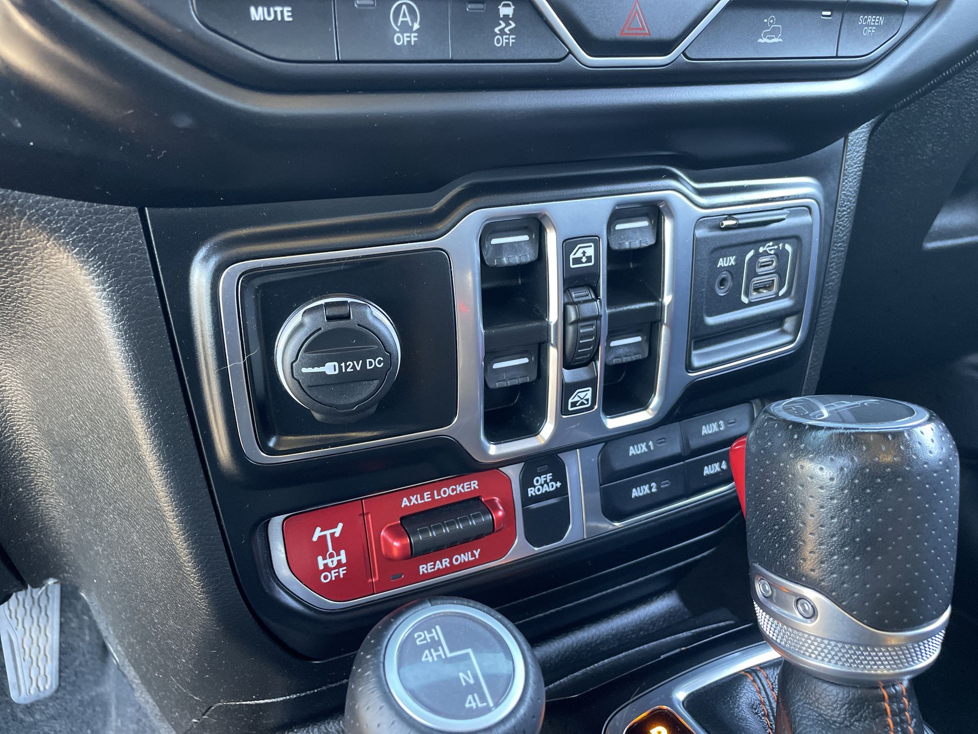 2023 Jeep Gladiator Mojave 4x4
