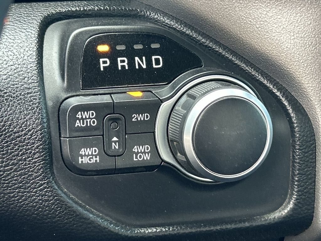 2019 RAM 1500 Big Horn/Lone Star Quad Cab 4x4 6'4" Box