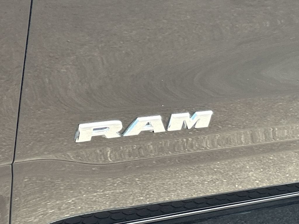 2019 RAM 1500 Big Horn/Lone Star Quad Cab 4x4 6'4" Box