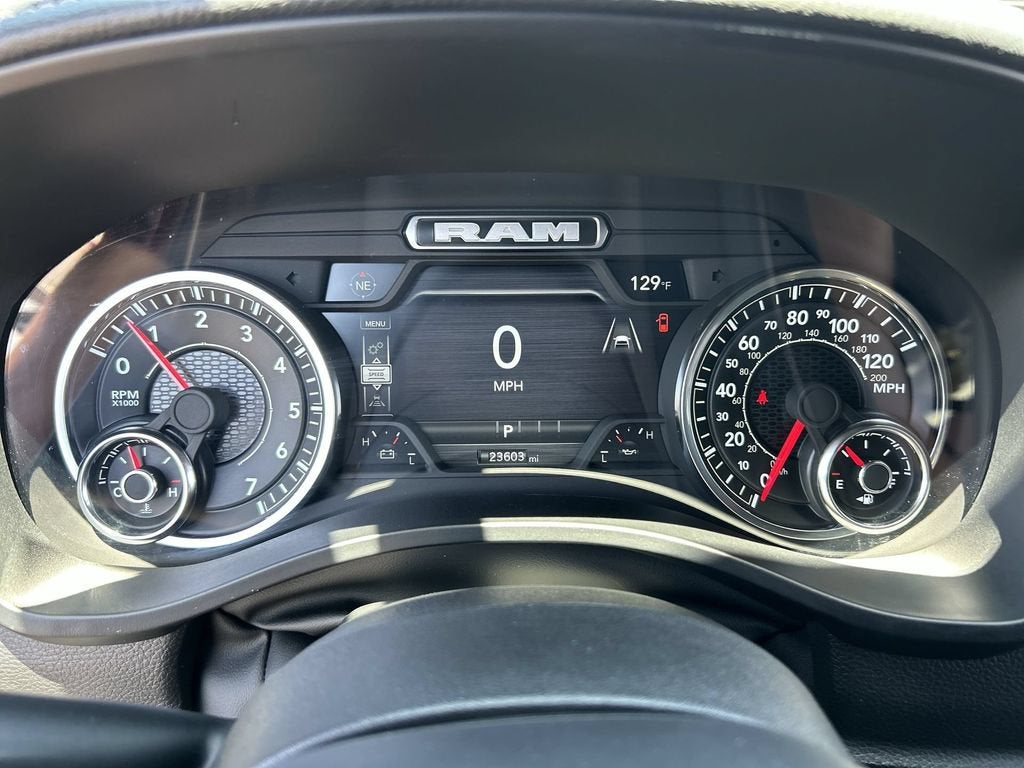2025 RAM 1500 Laramie Crew Cab 4x4 5'7" Box