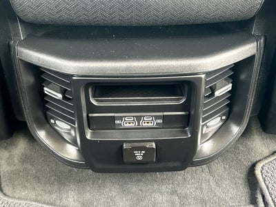 2021 RAM 1500 Laramie Crew Cab 4x4 5'7" Box