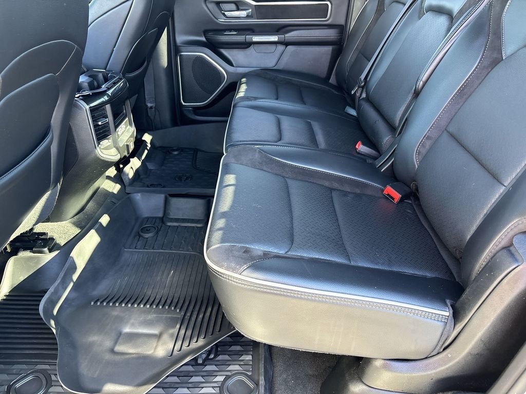 2021 RAM 1500 Laramie Crew Cab 4x4 5'7" Box