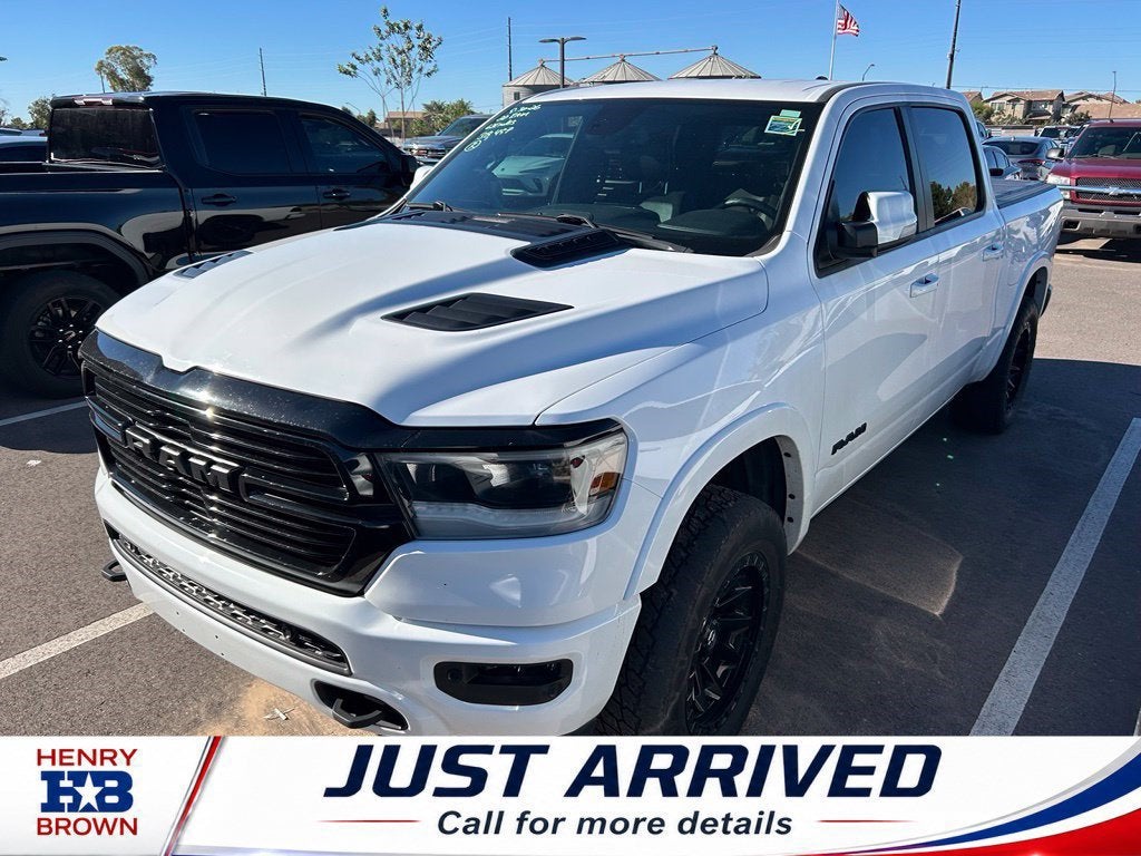 2020 RAM 1500 Laramie Crew Cab 4x4 5'7" Box