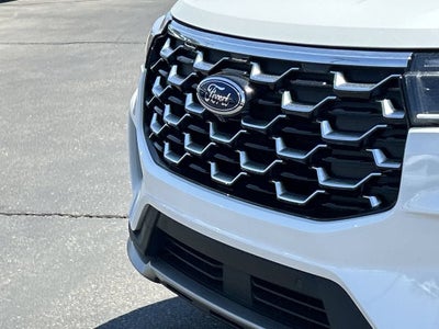 2025 Ford Explorer Platinum