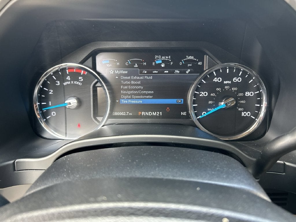 2017 Ford Super Duty F-250 SRW Lariat