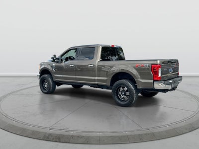 2017 Ford Super Duty F-250 SRW Lariat