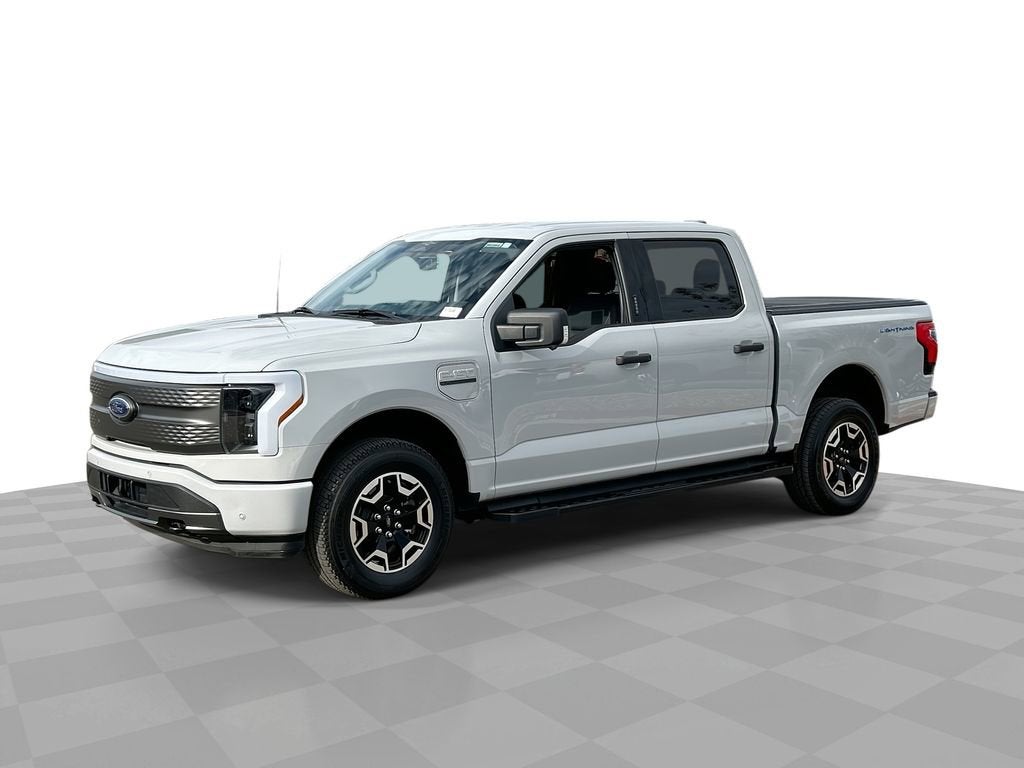 2023 Ford F-150 Lightning XLT