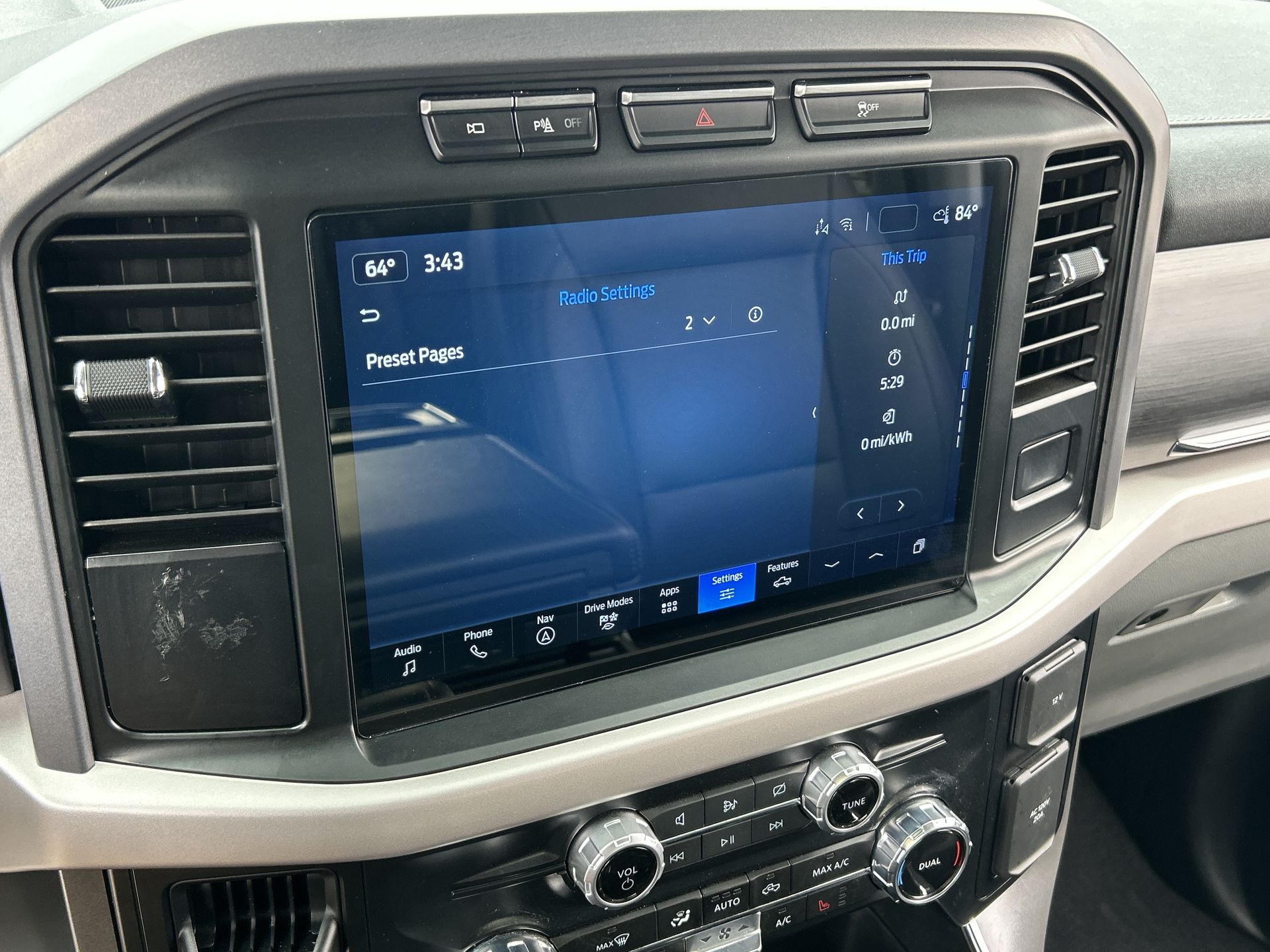 2023 Ford F-150 Lightning XLT