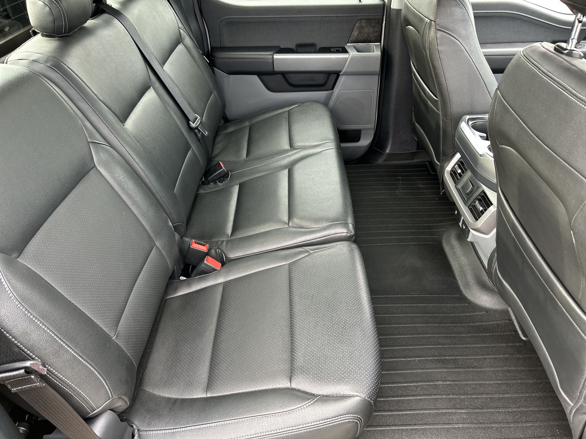 2023 Ford F-150 Lightning XLT