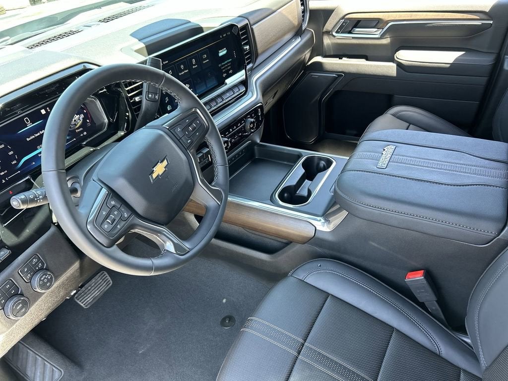 2026 Chevrolet Silverado 3500 HD High Country DRW