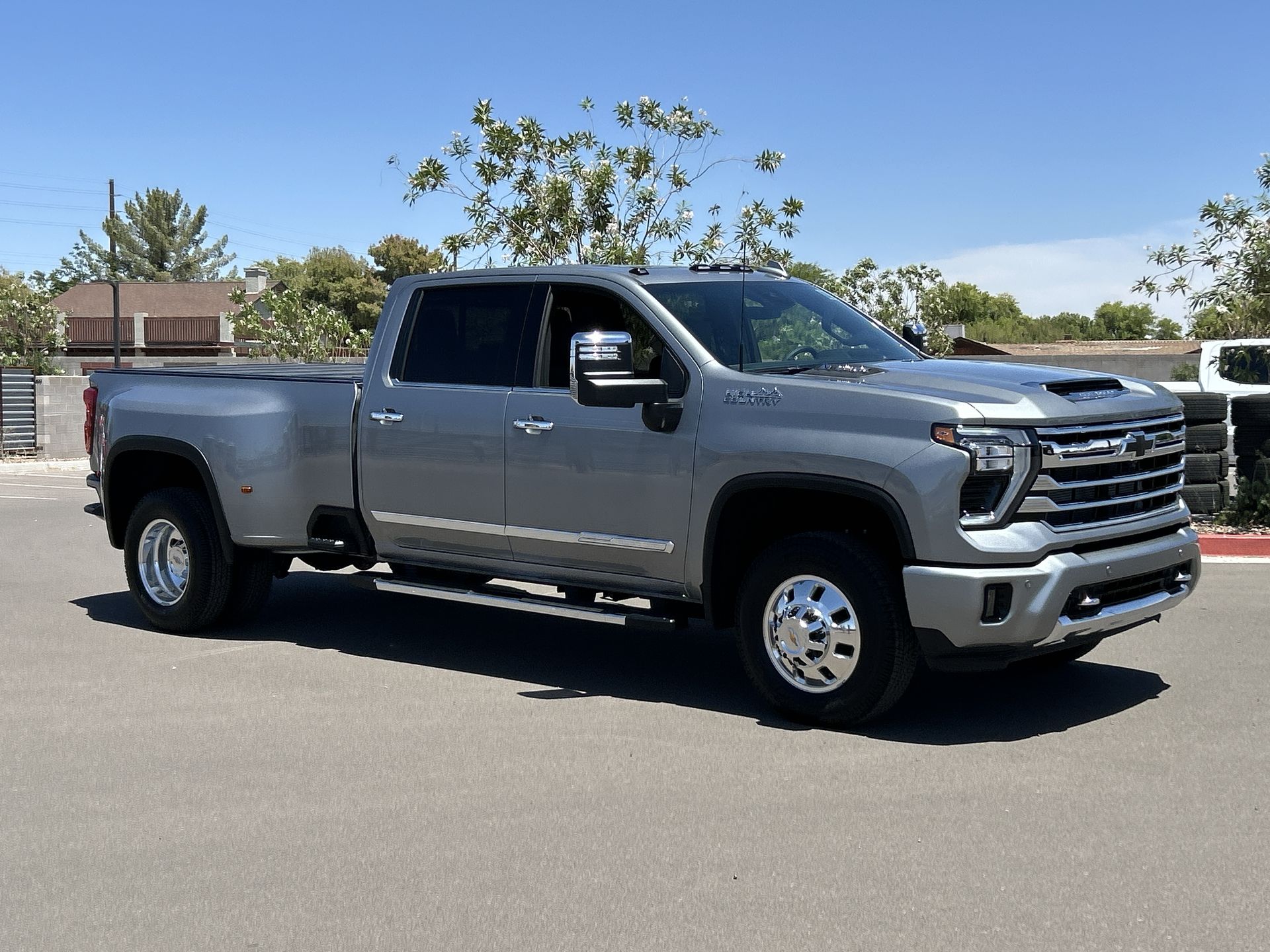 2026 Chevrolet Silverado 3500 HD High Country DRW