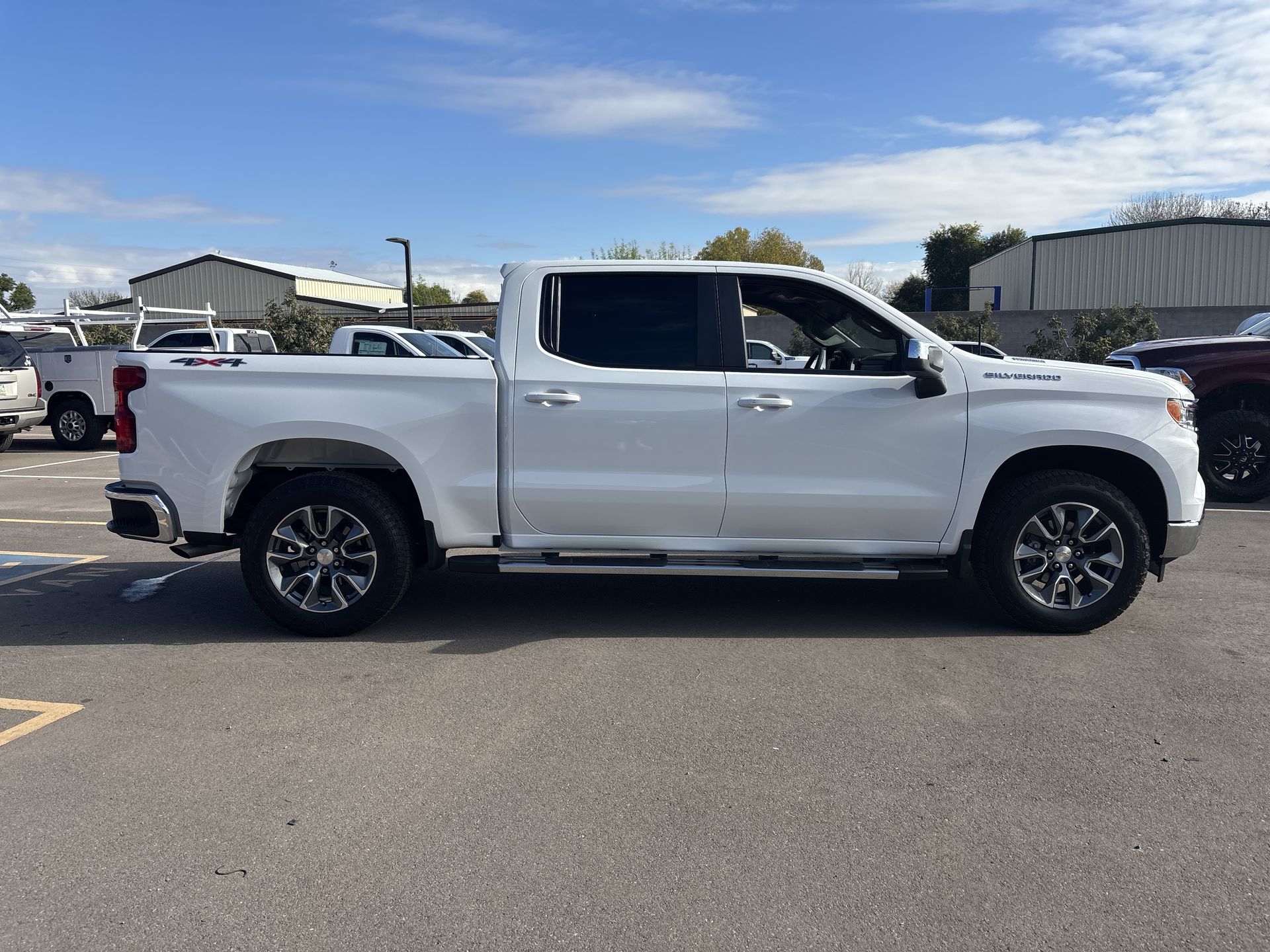 2026 Chevrolet Silverado 1500 LT (2FL)