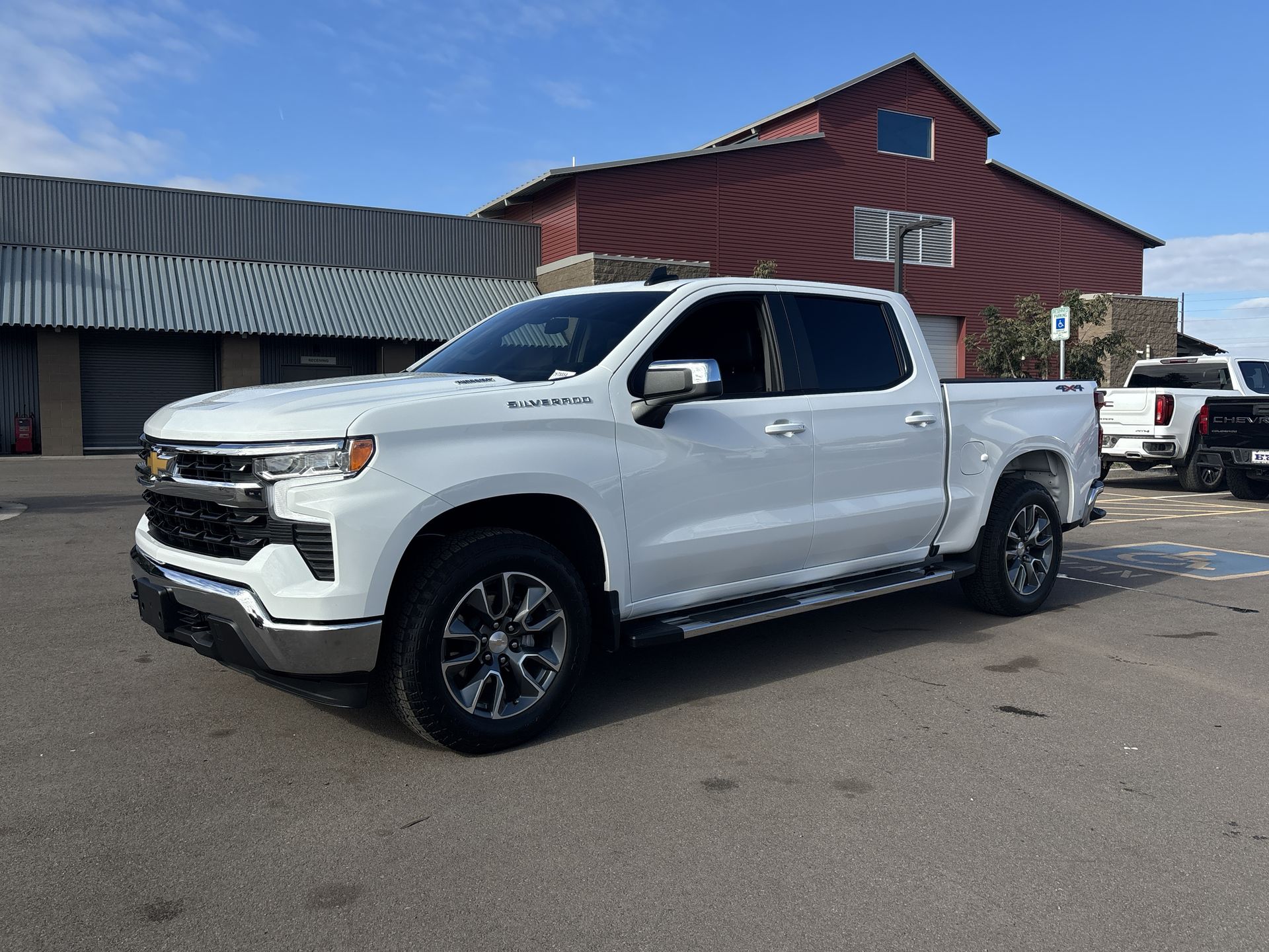 2026 Chevrolet Silverado 1500 LT (2FL)