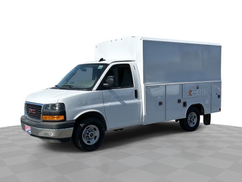 2025 GMC Savana Cutaway 3500 1WT