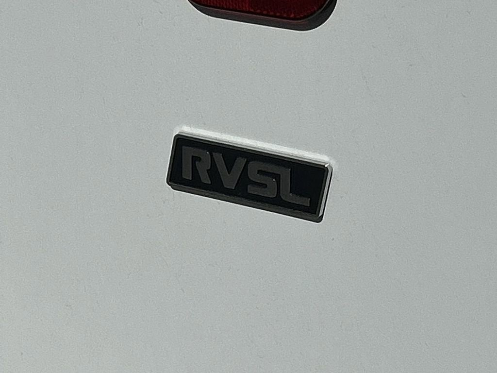 2025 GMC Savana Cutaway 3500 1WT