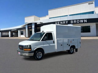 2025 GMC Savana Cutaway 3500 1WT