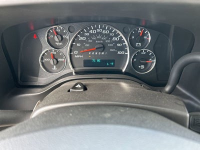 2025 GMC Savana Cutaway 3500 1WT