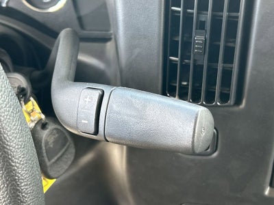 2025 GMC Savana Cutaway 3500 1WT