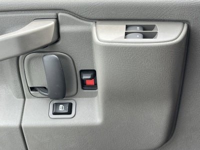 2025 GMC Savana Cutaway 3500 1WT