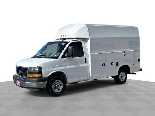 2025 GMC Savana Cutaway 3500 1WT