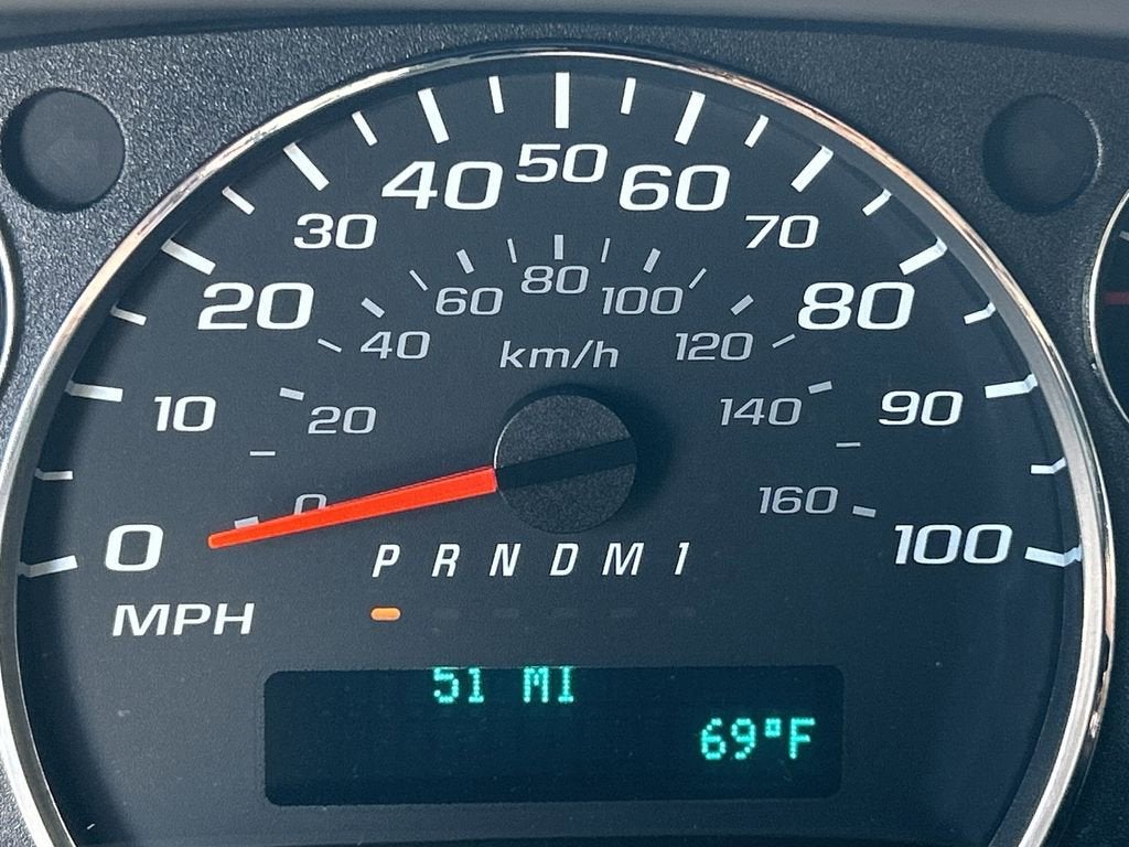 2025 GMC Savana Cutaway 3500 1WT