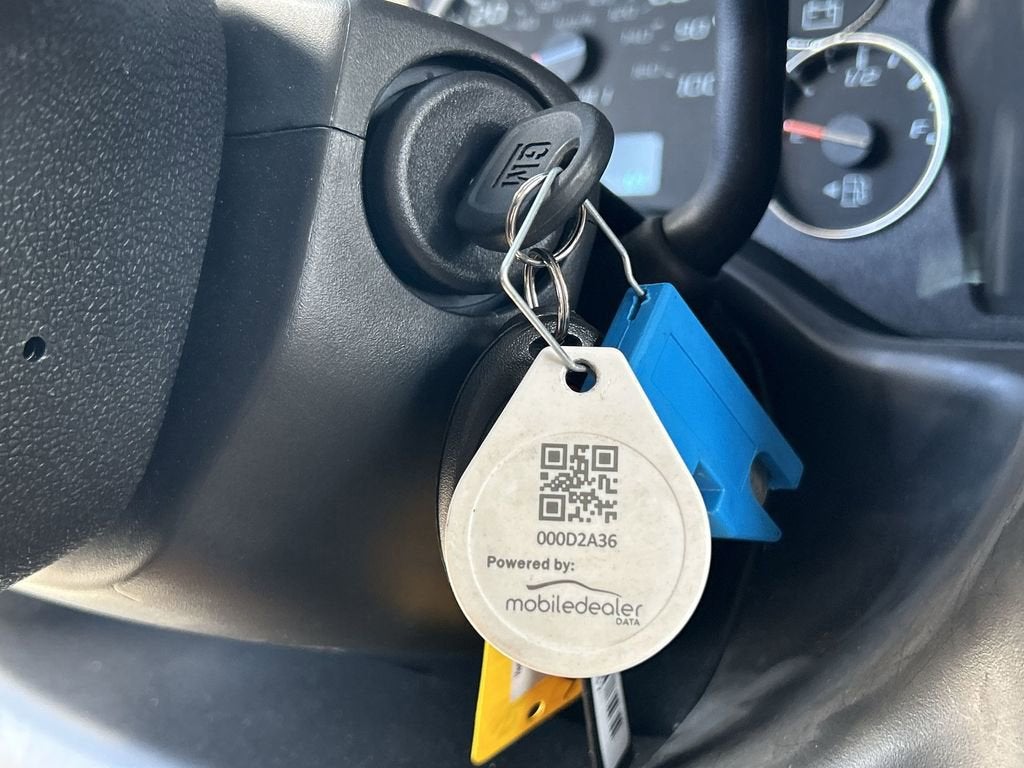 2025 GMC Savana Cutaway 3500 1WT