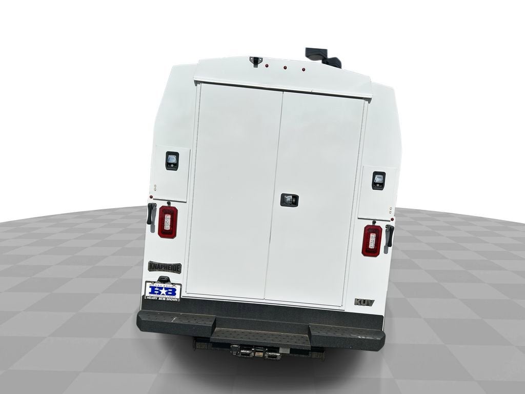 2025 GMC Savana Cutaway 3500 1WT