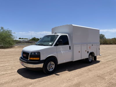 2025 GMC Savana Cutaway 3500 1WT