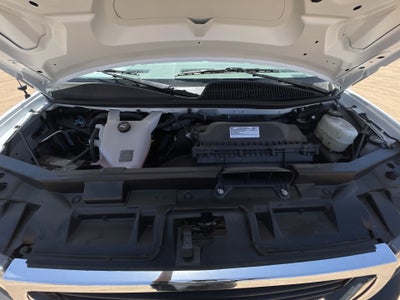 2025 GMC Savana Cutaway 3500 1WT