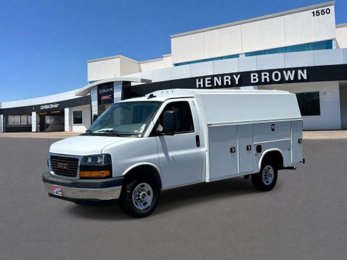 2025 GMC Savana Cutaway 3500 1WT