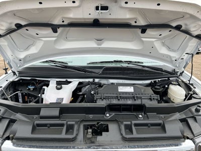 2025 GMC Savana Cutaway 3500 1WT