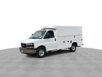 2025 GMC Savana Cutaway 3500 1WT