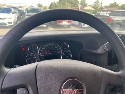 2025 GMC Savana Cutaway 3500 1WT