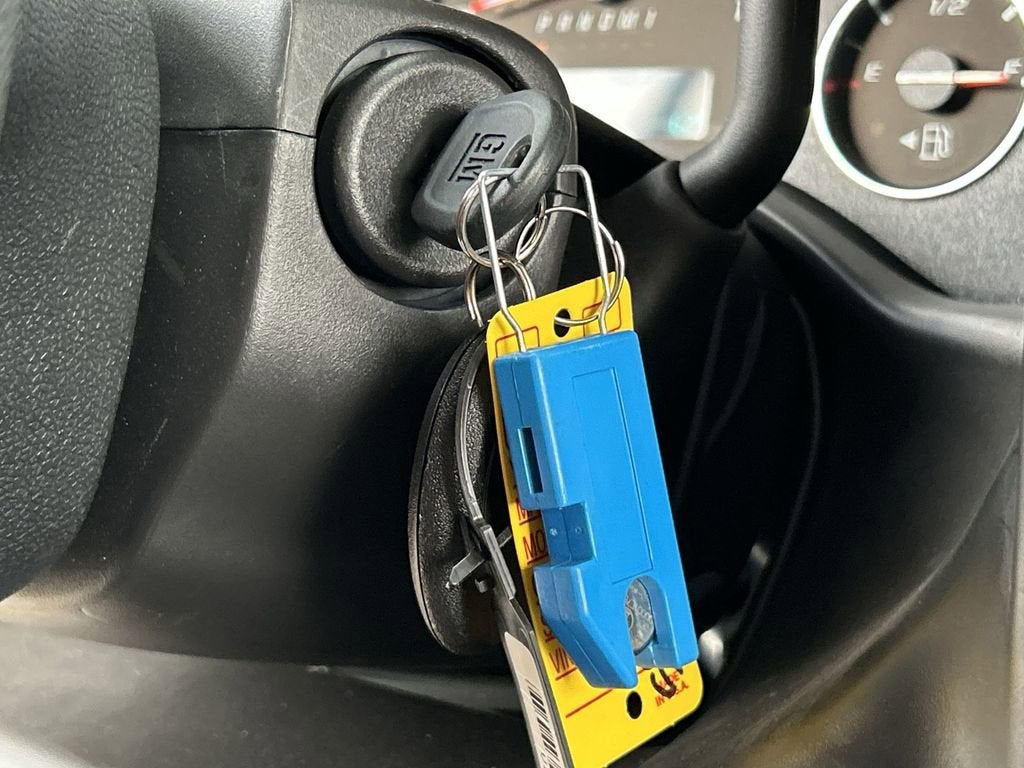 2025 GMC Savana Cutaway 3500 1WT