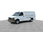 2025 GMC Savana Cutaway 3500 1WT