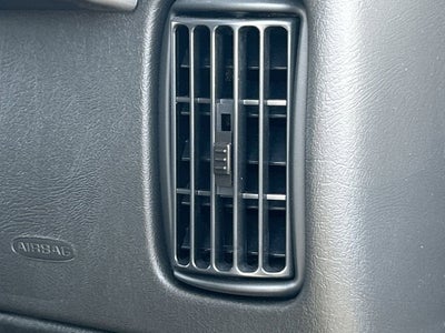 2025 GMC Savana Cutaway 3500 1WT