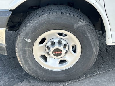 2025 GMC Savana Cutaway 3500 1WT