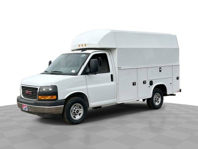 2025 GMC Savana Cutaway 3500 1WT