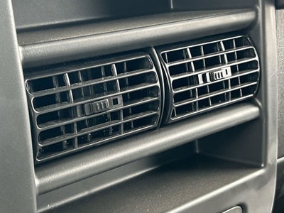 2025 GMC Savana Cutaway 3500 1WT