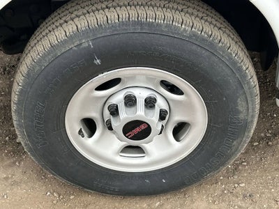 2025 GMC Savana Cutaway 3500 1WT