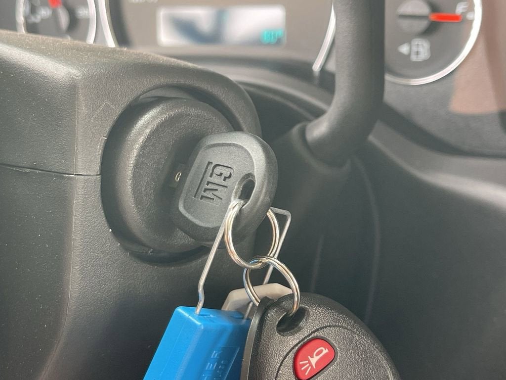 2025 GMC Savana Cutaway 3500 1WT