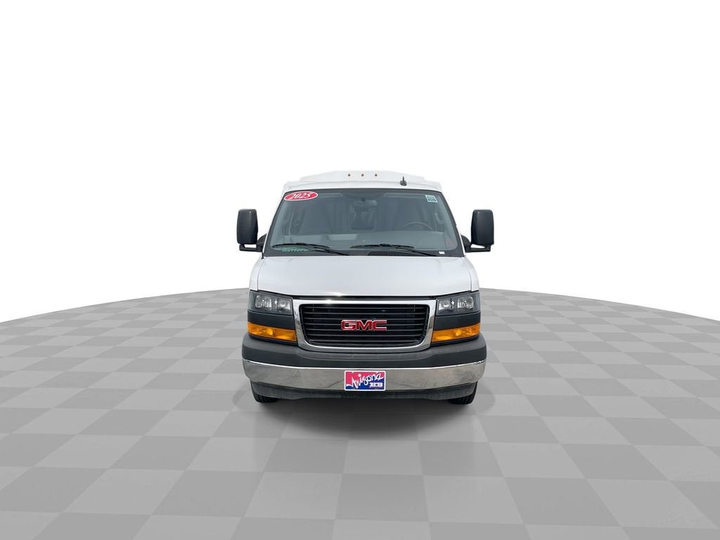 2025 GMC Savana Cutaway 3500 1WT